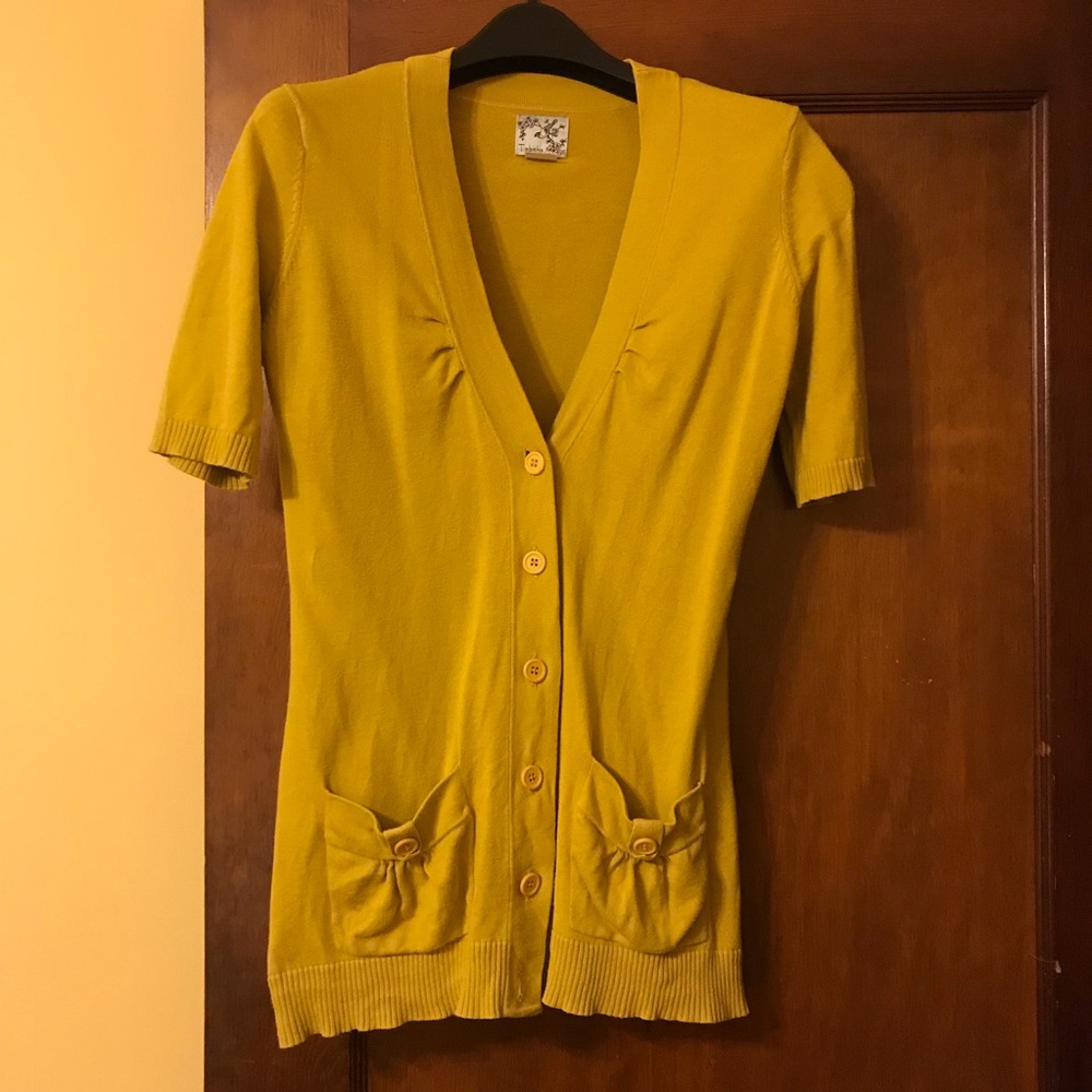 Mustard short sleeved sweater from Anthropologie
